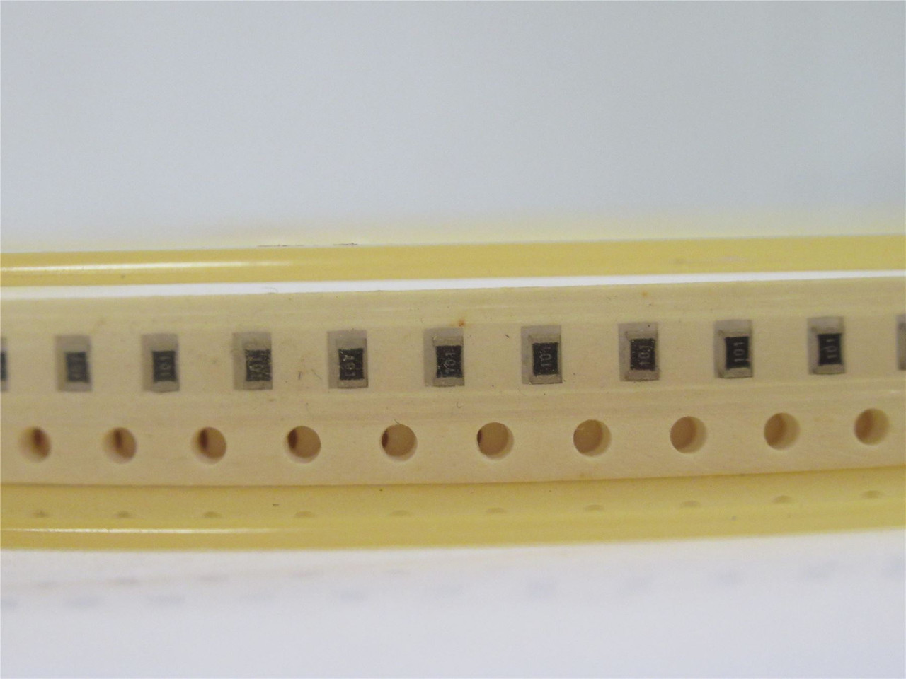 Venkel CR0805-10W-101JT; Lot-5000 Chip Resistor; 100ohm