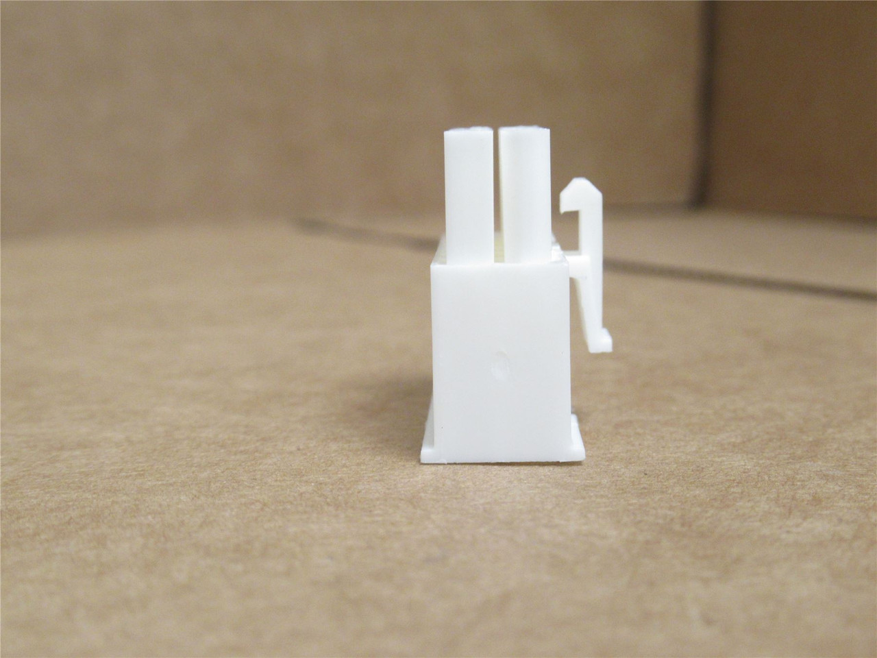 AMP 770581-1; Lot-10 Socket Connectors; 12Pos; 2-Row; 600VAC