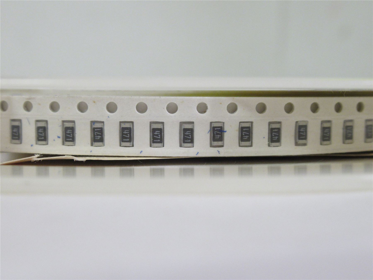 Venkel CR1206-8W-471JT; Lot-3100 Chip Resistor; 470ohm; +-5%