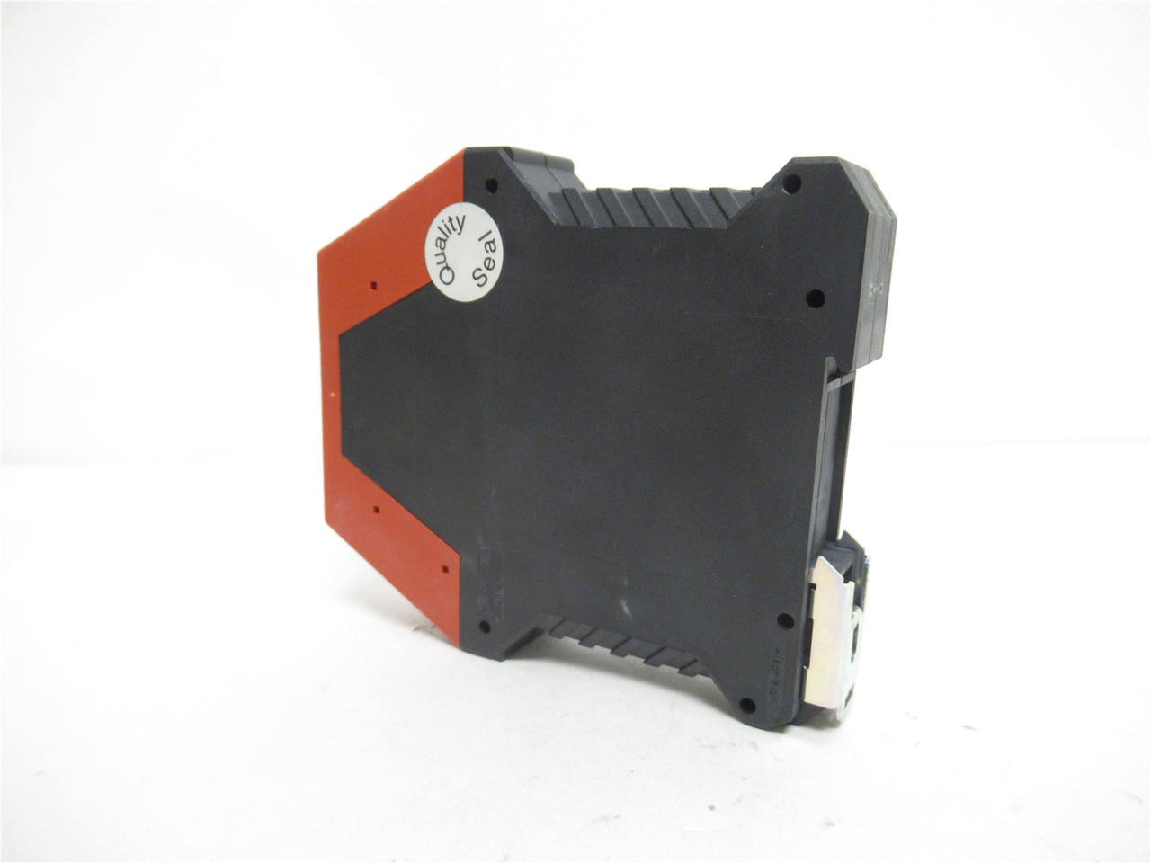 Schneider XPSDMB1132; Preventa Safety Relay; 24VDC; 1.5A
