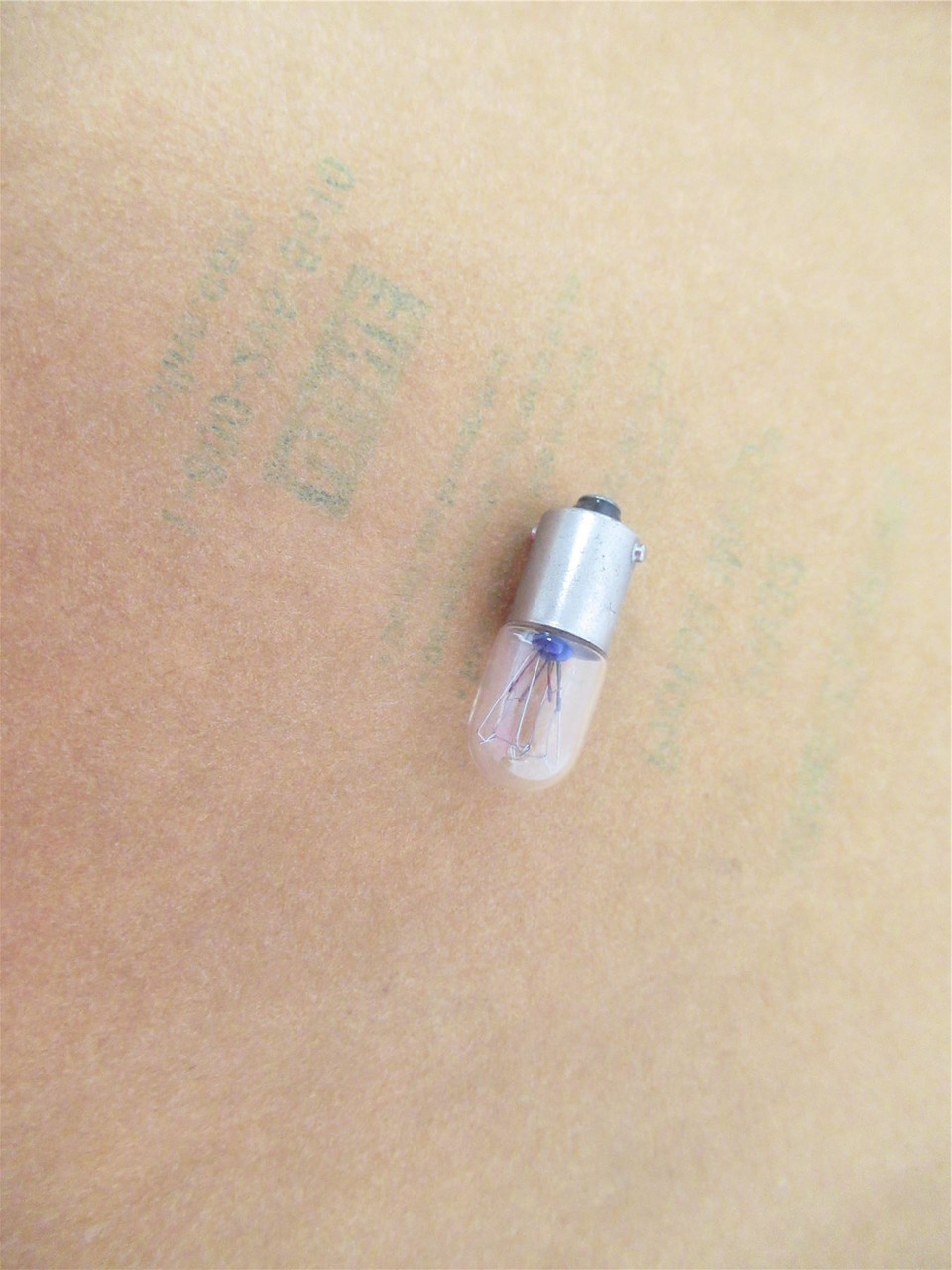 Allen-Bradley 800T-N169; Lot-7 30mm Replace Lamp120 V