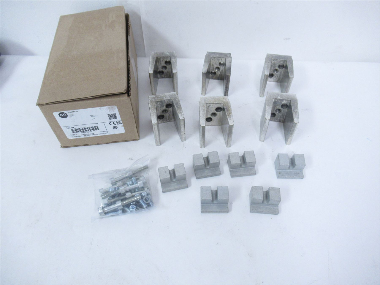 Allen-Bradley 1401-N46; Fuse Clip Kit 400 AMP Class H or J