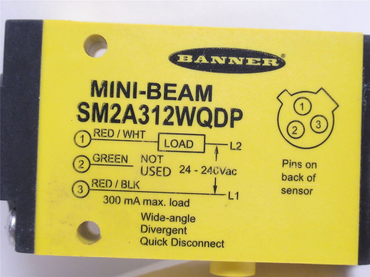 Banner SM2A312WQDP; Divergent Diffuse Photo Sensor; 24-240VAC