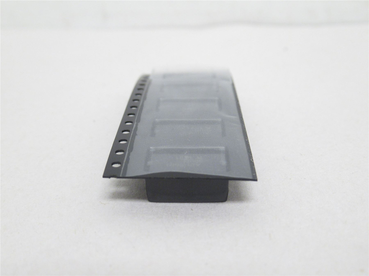 Delevan  4922R-22L; Lot-5; Power Inductors; SMD 56uH; 1A