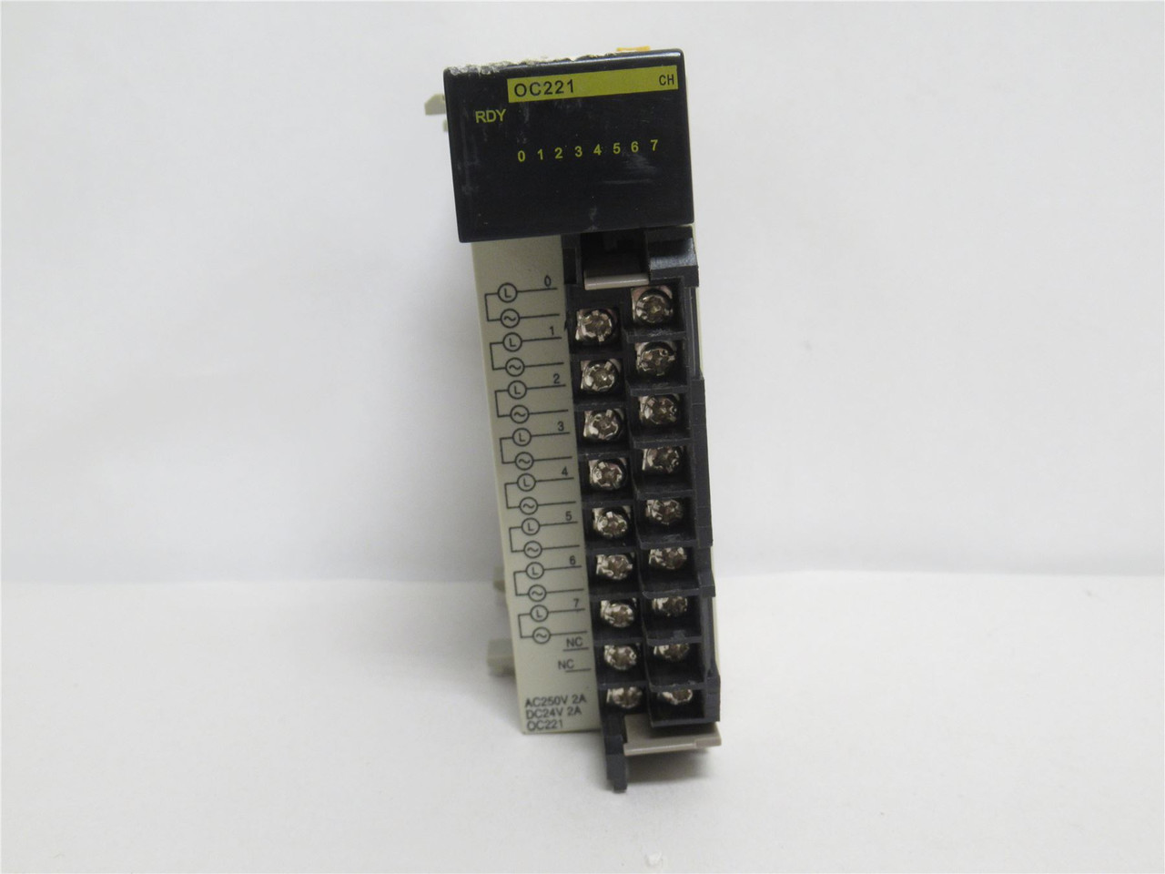 Omron CQM1-OC221; Output Module 250VAC;