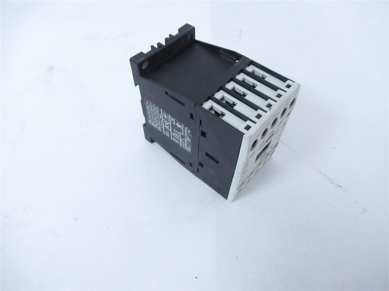 Eaton XTRE10B22A; IEC Control Relay: 120V AC; 10 A; 2NO/2NC