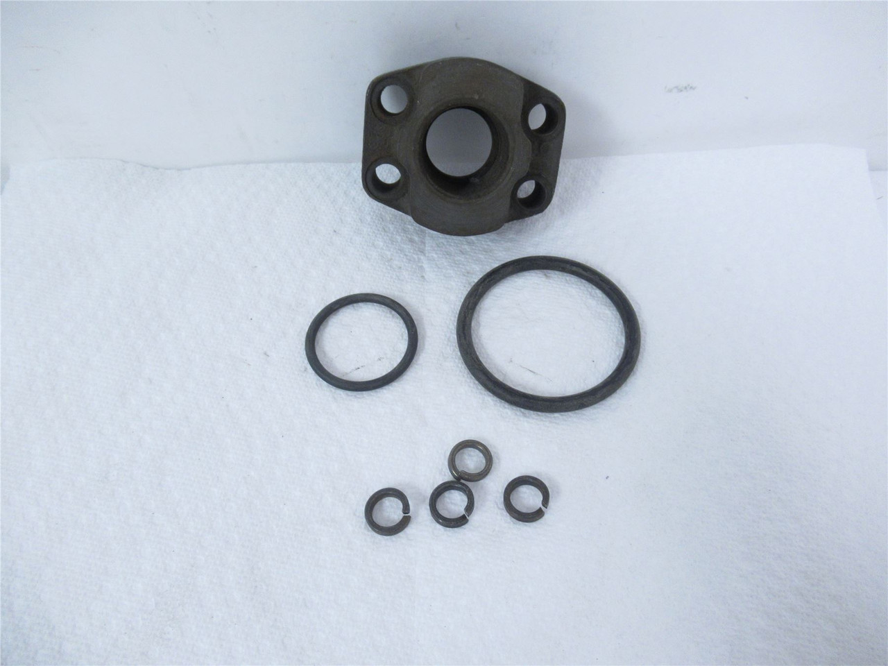 Flange Hy F9604108L1; Flange w/0 Ring 1"NPFT Port