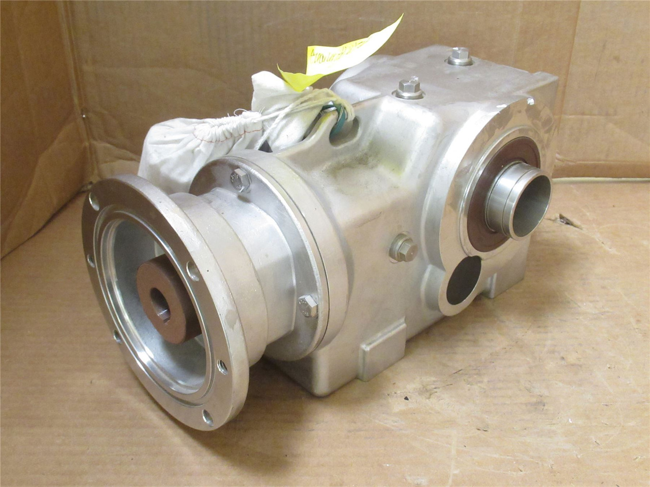 D and F 37.4SM2; Gear Box Ratio: 60:1 Input Shaft: 7/8"ID