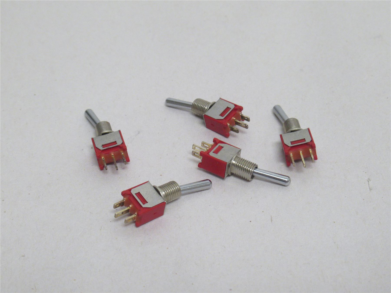 C&K T101SHZQE; Lot-5 Toggle Switches SPDT; 3A; 120VAC