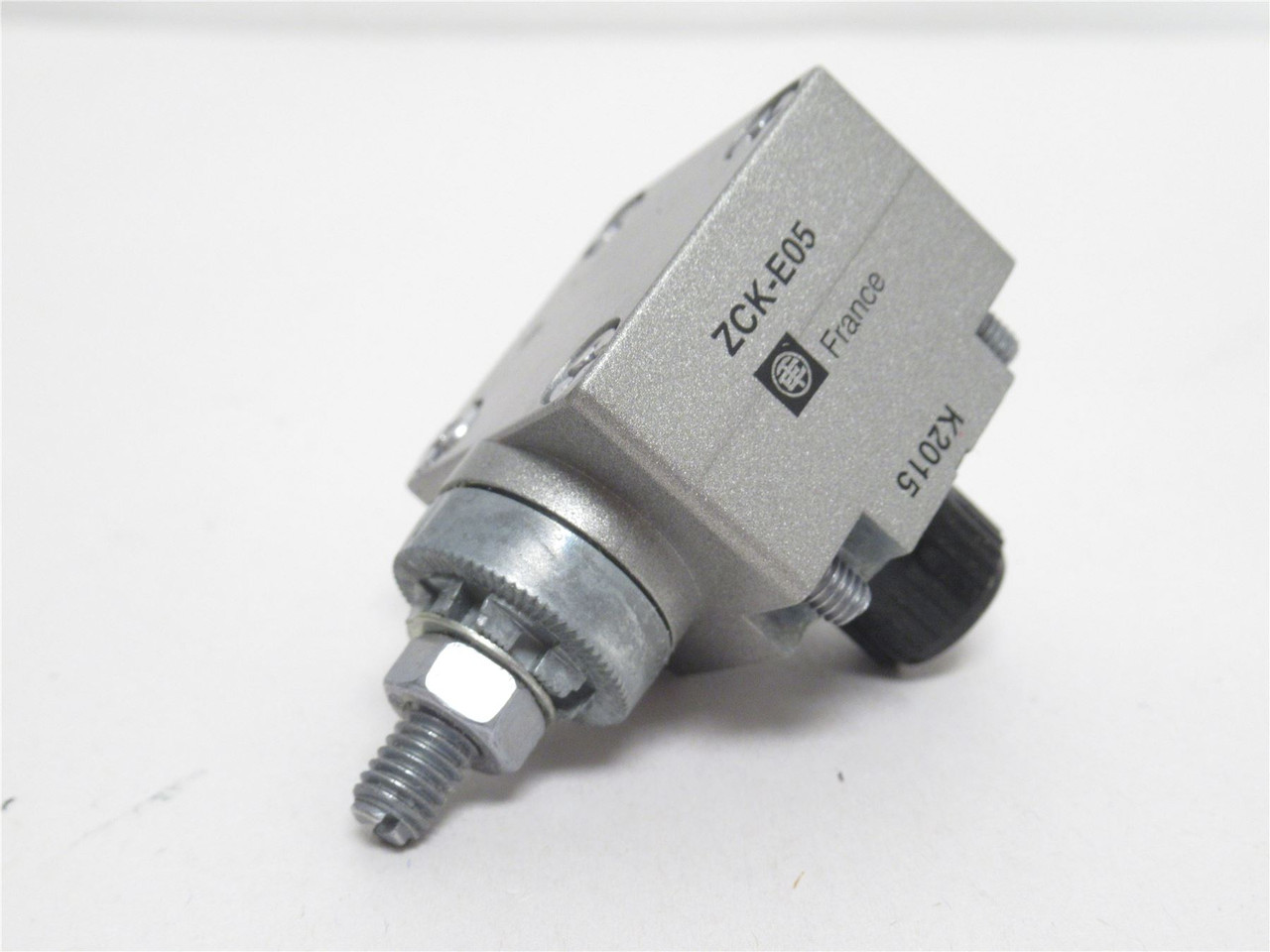 Telemecanique XCKJ1305955; Limit Switch; 3A; 240VAC+OPT