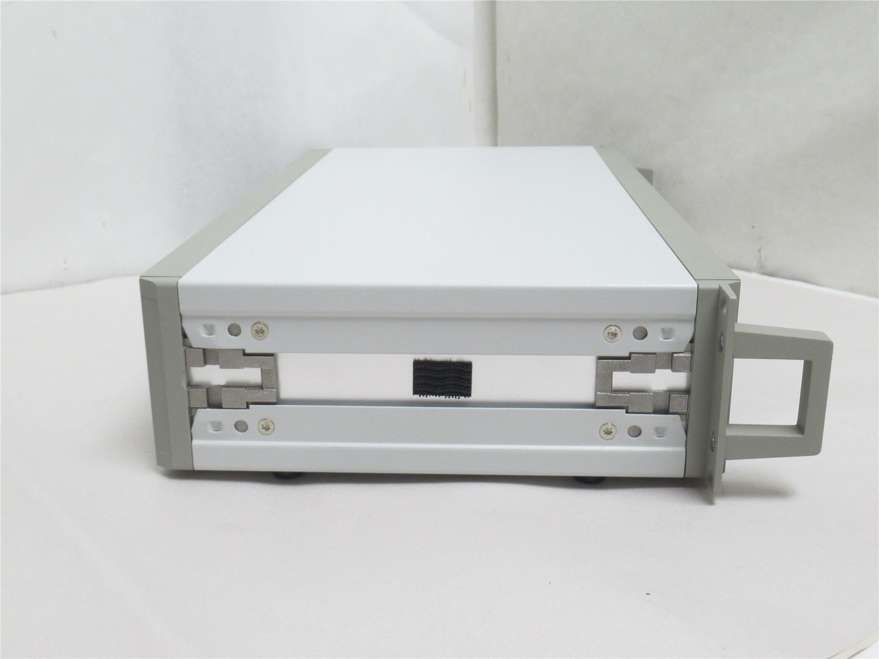 MFG- CAS06181R; Server Rack Mount Case; 17" Inside Width