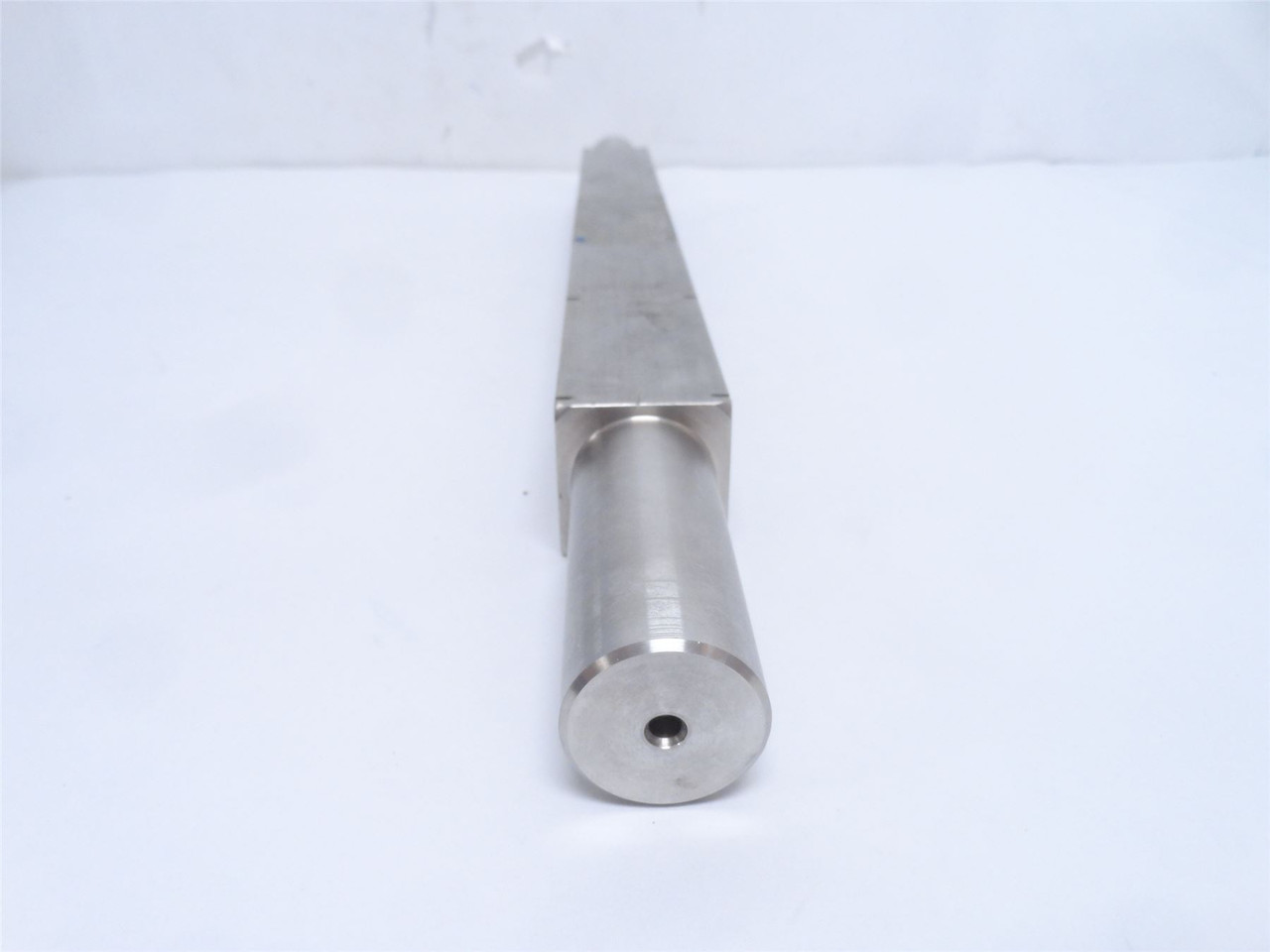 Armi 229211; Conveyor Shaft; SS; 21-1/2"L
