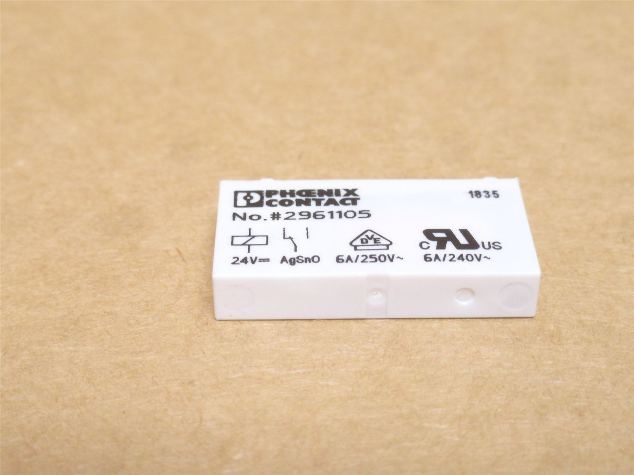 Phoenix 2961105; Relay; 6A; 250VAC; SPDT; 5-Pin