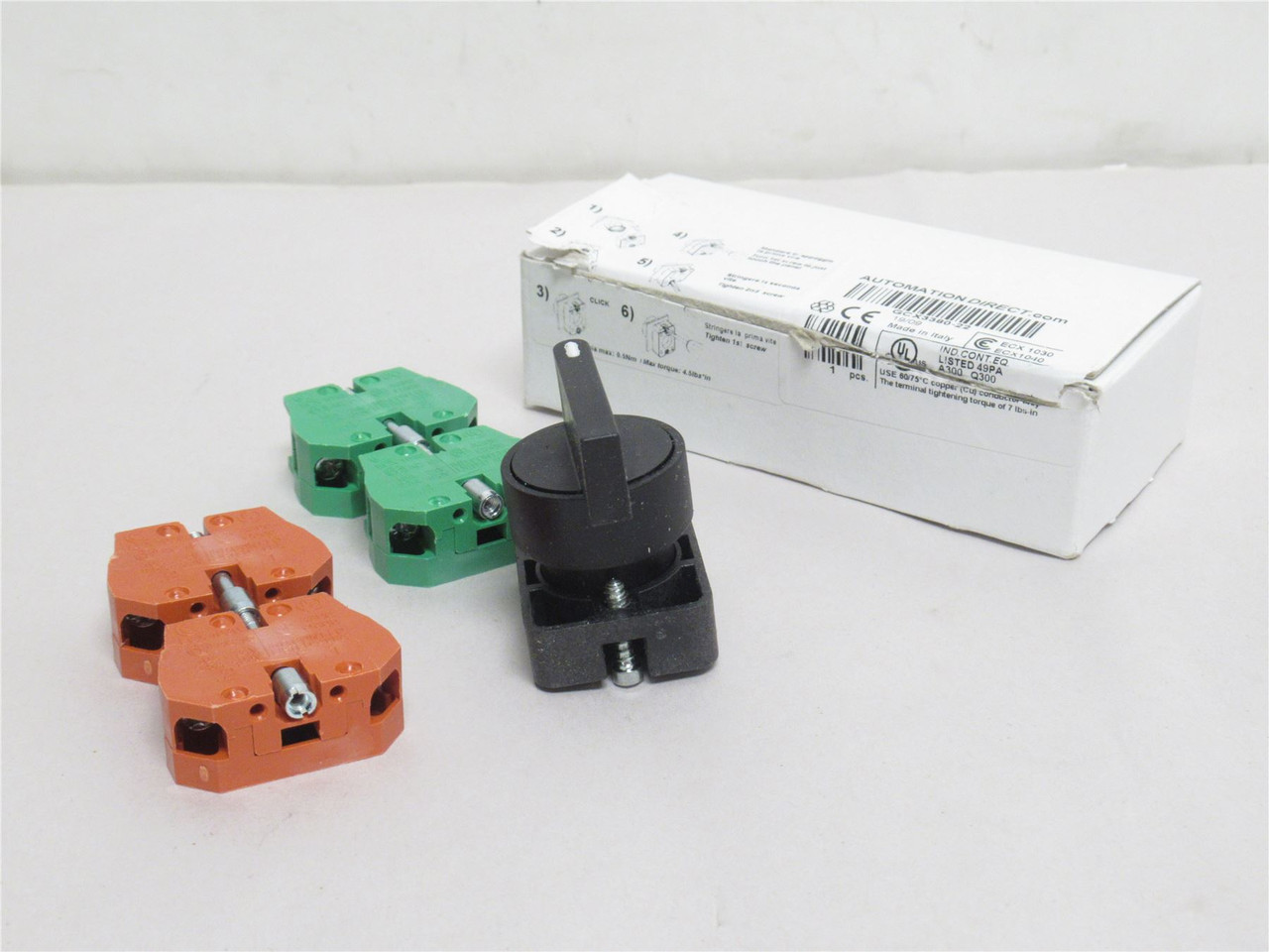 Automation Direct GCX3380-22; Selector Switch; 3-Pos; 22mm