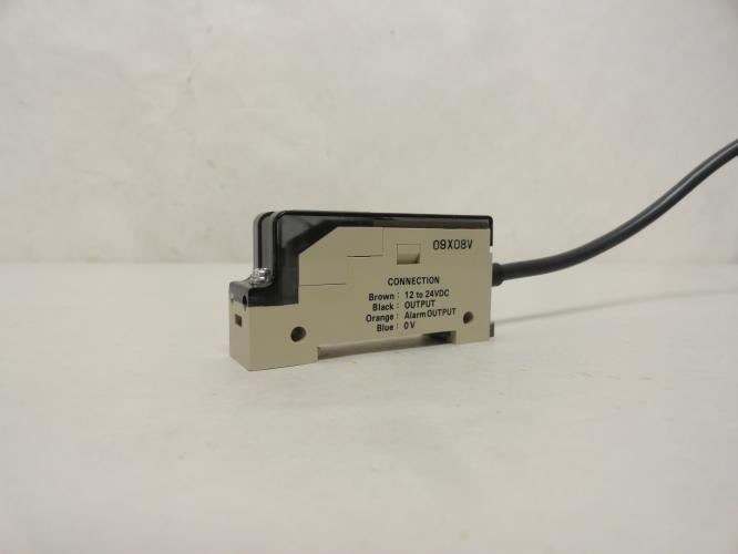 Omron E3CJB4P; Photo Sensor Amplifier; PNP Block Style 12-24VDC