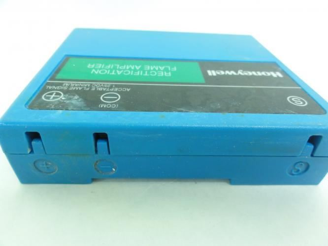 Honeywell R7847-A-1033; Rectification Flame Amplifier; 3 sec.