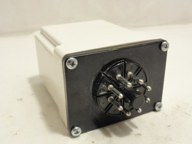 Allen-Bradley 700-HV32AAA2; Timer Relay; 0.1s~10s; 10A; 240VAC