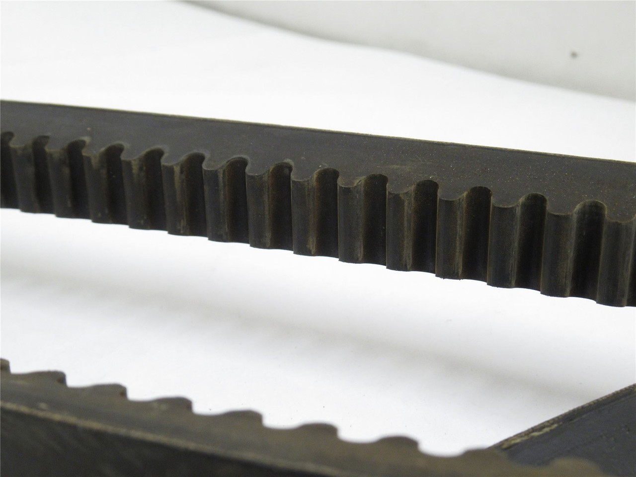 Gates CX128; V-Belt 132" Long; 7/8" Top Width; 17/32" Wide