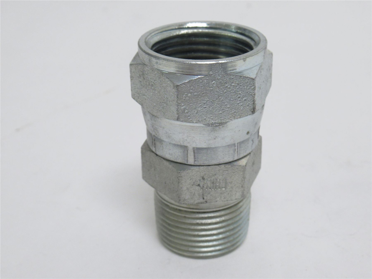 MFG- 12 F6X-S; Straight Swivel 3/4NPT x 3/4 JIC