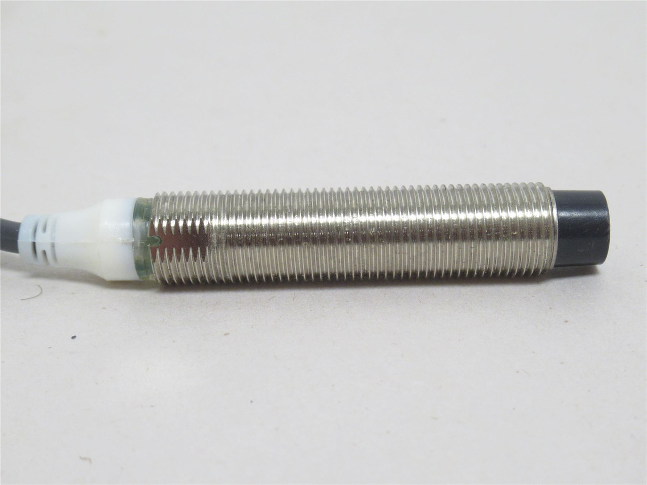 Omron E2A-M12LN08-WP-B1; Proximity Sensor; 10-32VDC; 5m Cable