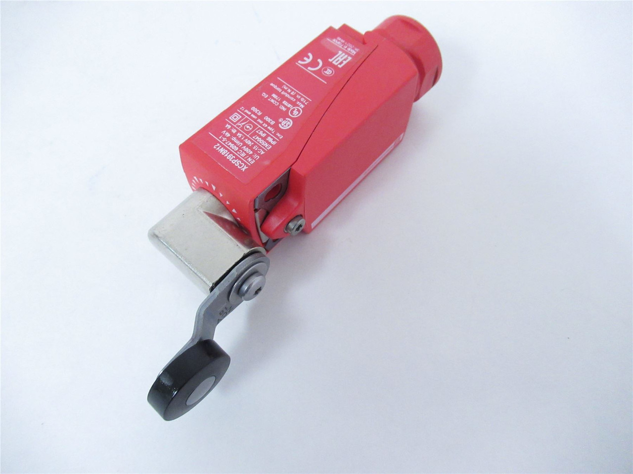 Telemecanique XCSP3918N12; SWITCH SNAP ACT 3PST 1.5A 240V