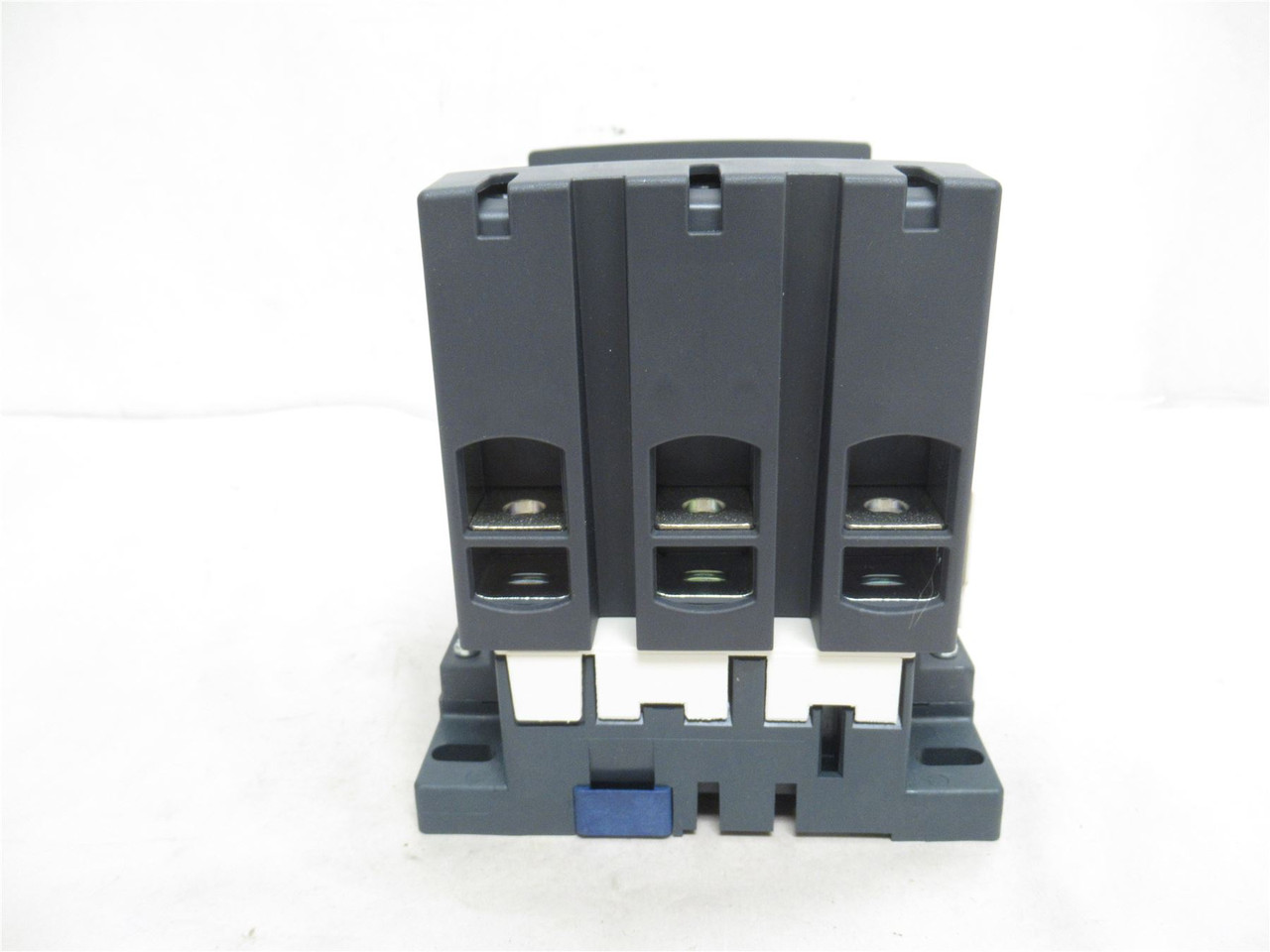 Schneider LC1D115F7; Contactor 115A 480VAC Coil: 110VAC