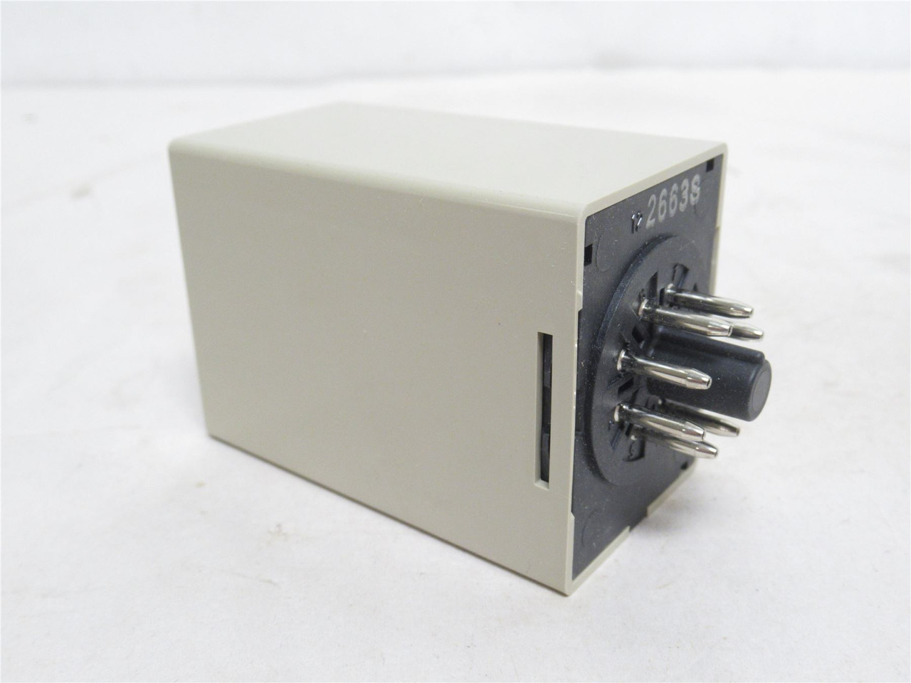 Omron 61F-GP-N2; Level Controller Relay; 8A; 120VAC