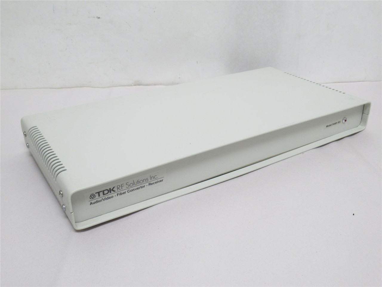 TDK 34401-RX; Audio/Visual Fiber Converter-Receiver; 100-230VAC