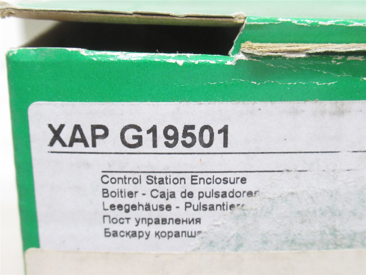 Schneider XAPG19501; Die Cast Empty Control Station 22mm Hole