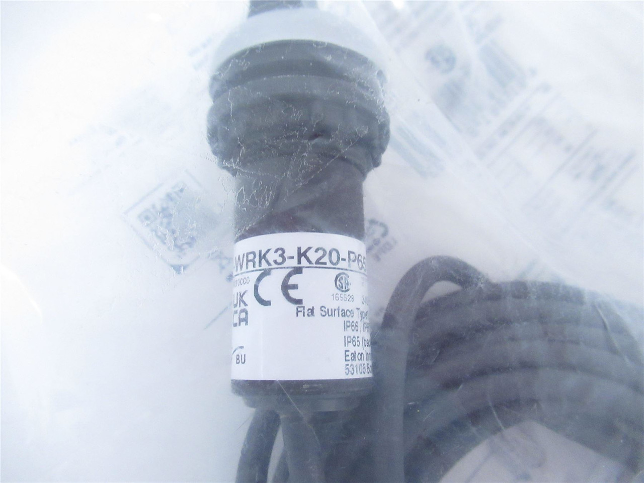 Eaton C22-WRK3-K20-P65; Push Button Switch 38 mm Factory Seal