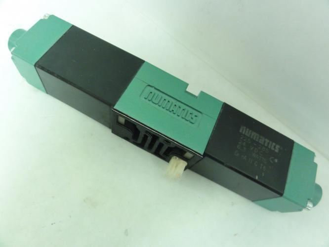 Numatics 081SS600M000061; Solenoid Air Control Valve; 24VDC; 25A