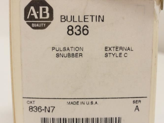 Allen-Bradley 836-N7; Pulsation Snubber; 1/4 NPT; SER. A