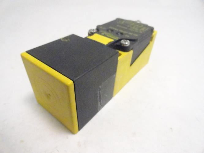 Turck BC20-CP40-VN4X2; Capacitive Sensor; 10-65VDC 200mA
