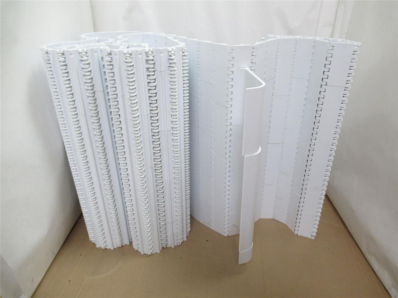 Intralox 52546859; Flighted Conveyor Series 800; 23.9"W x 10.9'L