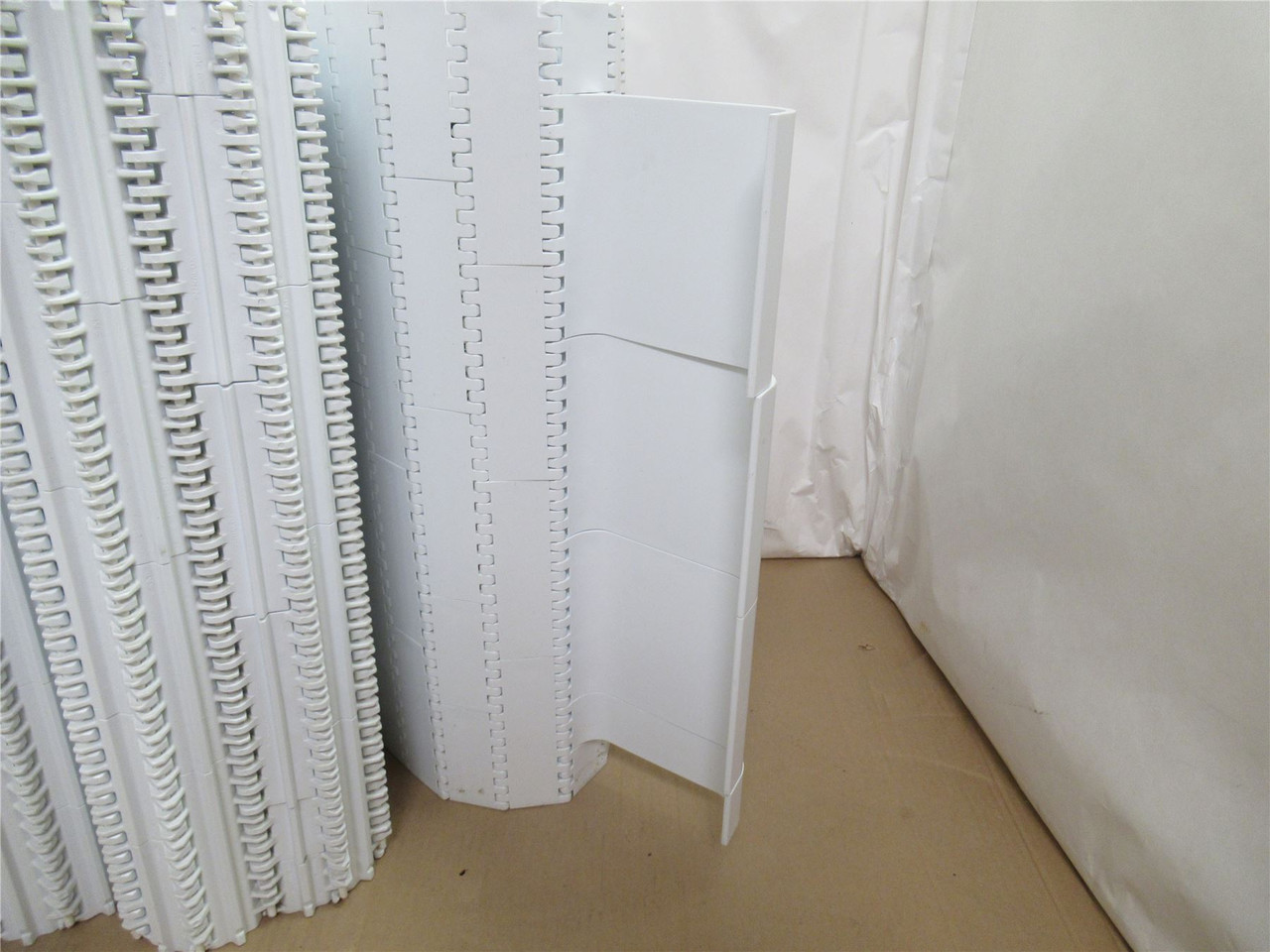 Intralox 52546859; Flighted Conveyor Series 800; 23.9"W x 10.9'L