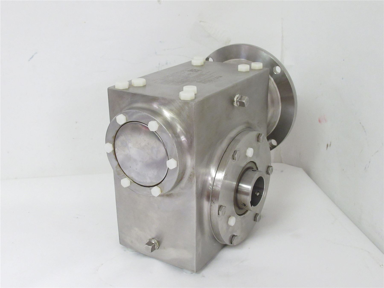 Hub City SSW26515-1AWR56C1.438; Gearbox; 15:1
