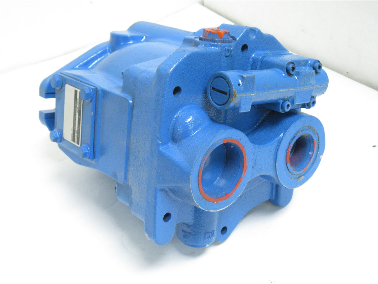 Vickers PVQ45B2RSE1S20C1912; Piston Pump