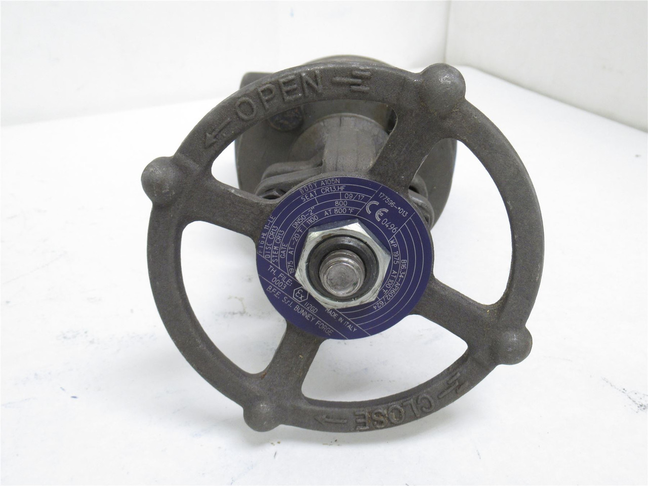 Bonney Forge 177596-013; Outside Stem & Yoke Gate Valve 2FNPT