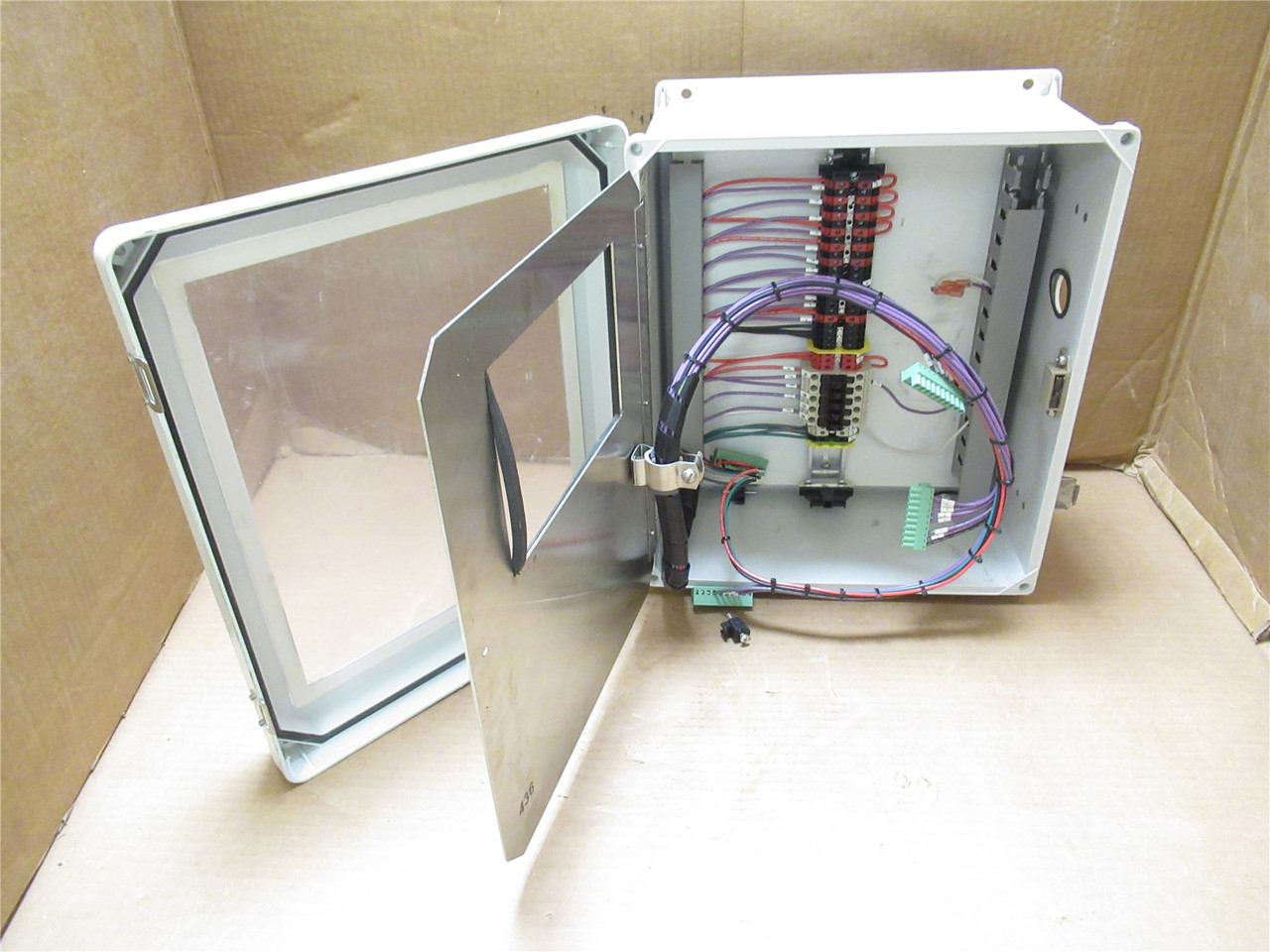 Vynckier VJB1412HWPL2; Flat Cover Bonded Window Enclosure; SS Inner