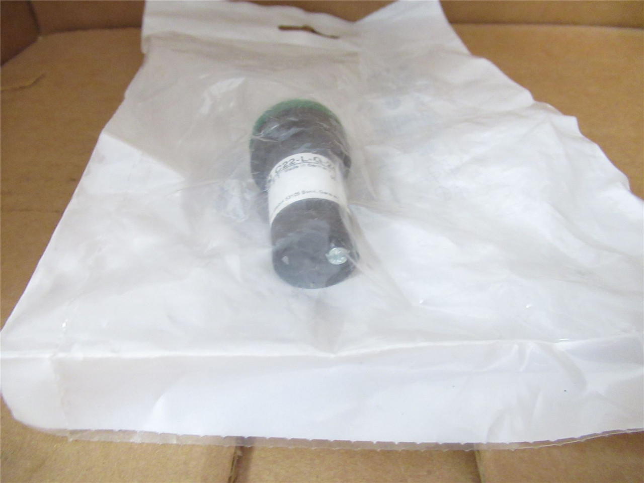 Eaton C22-L-G-24; Switch Pushbutton Green Indicator 24 VAC/dc