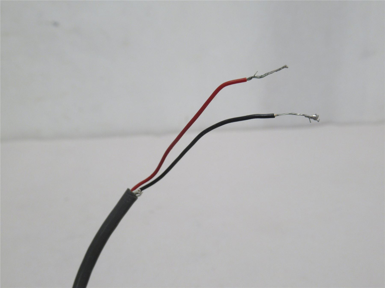 Dwyer 628-173897-00; Pressure Transmitter; 0-300PSI; 13-30VDC