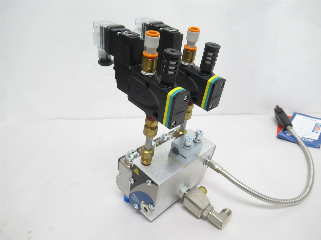 Nordson 8547145; Hot Glue Gun Assembly; 24VAC; 300 Watts