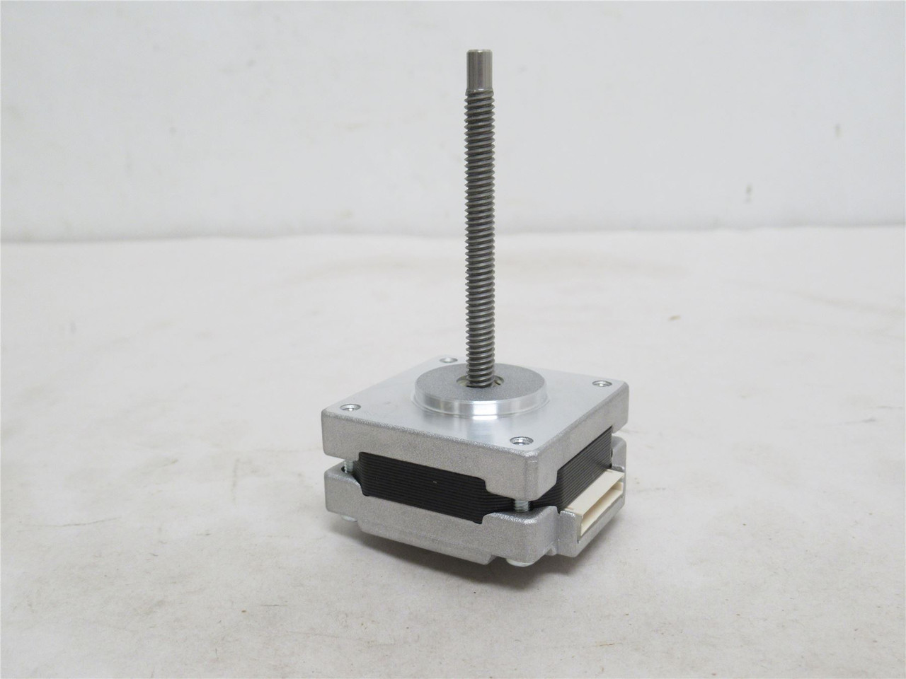 Moons 16HY7001-11; Linear Stepping Motor; 12VDC; W/Connector