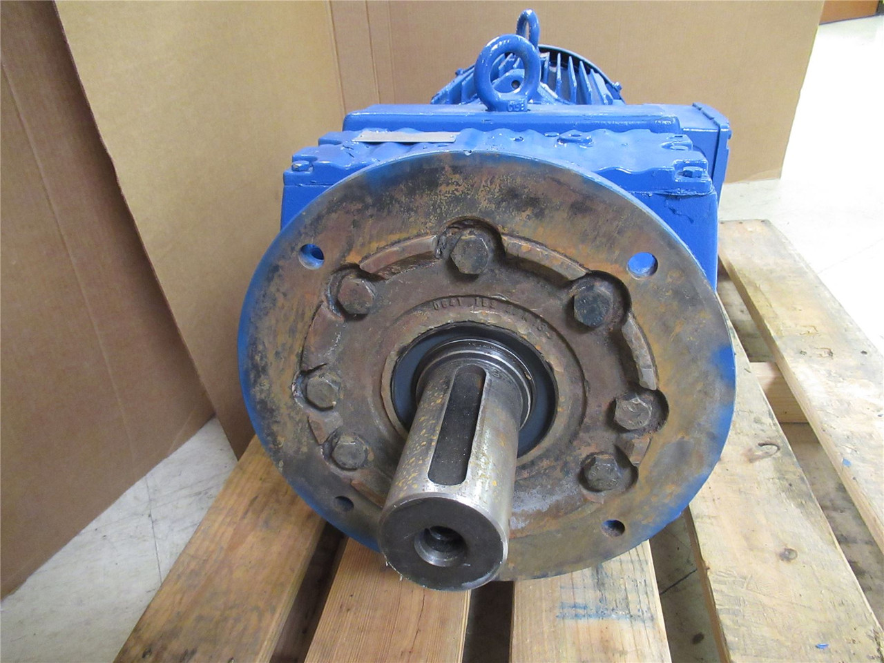 SEW RF107DRN200L4FMDH; AC Gear Motor; 7.86:1 Ratio; 40HP; 230/460V