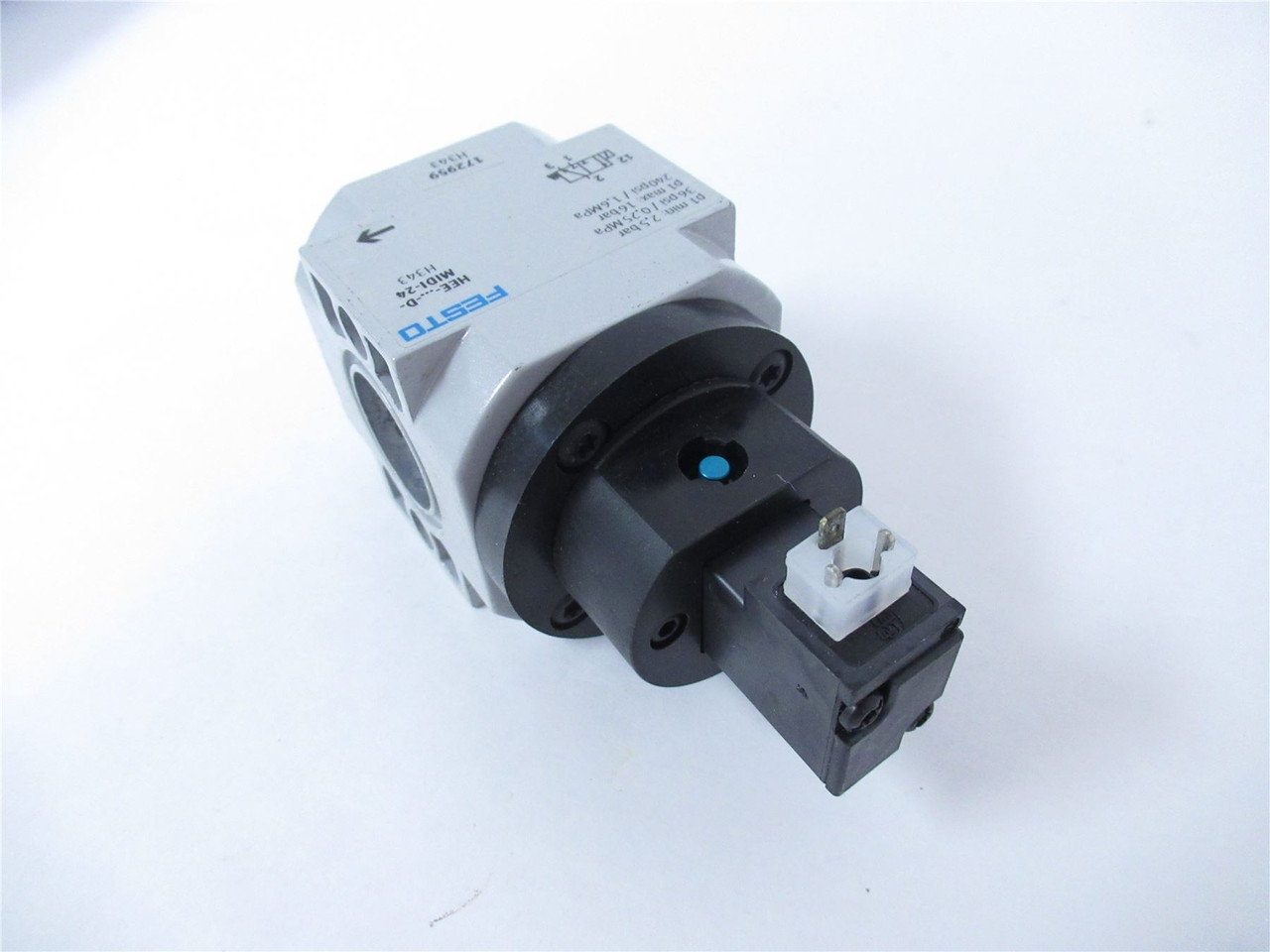 Festo HEE-D-MIDI-24; Pneumatic Solenoid Valve 172959 On/Off