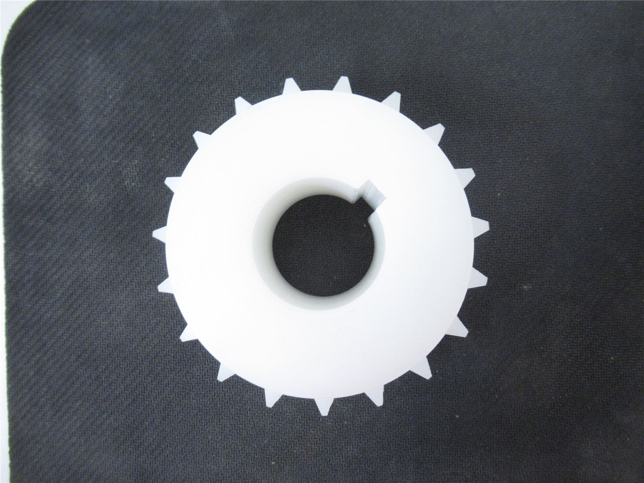JBT 28-0593; J Sprocket Flat Wire 19 Teeth 1.25" ID