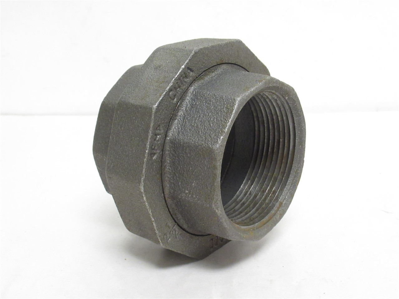 Industry-Std 1LCB2; Malleable Iron Pipe Coupler; 2-1/2NPT