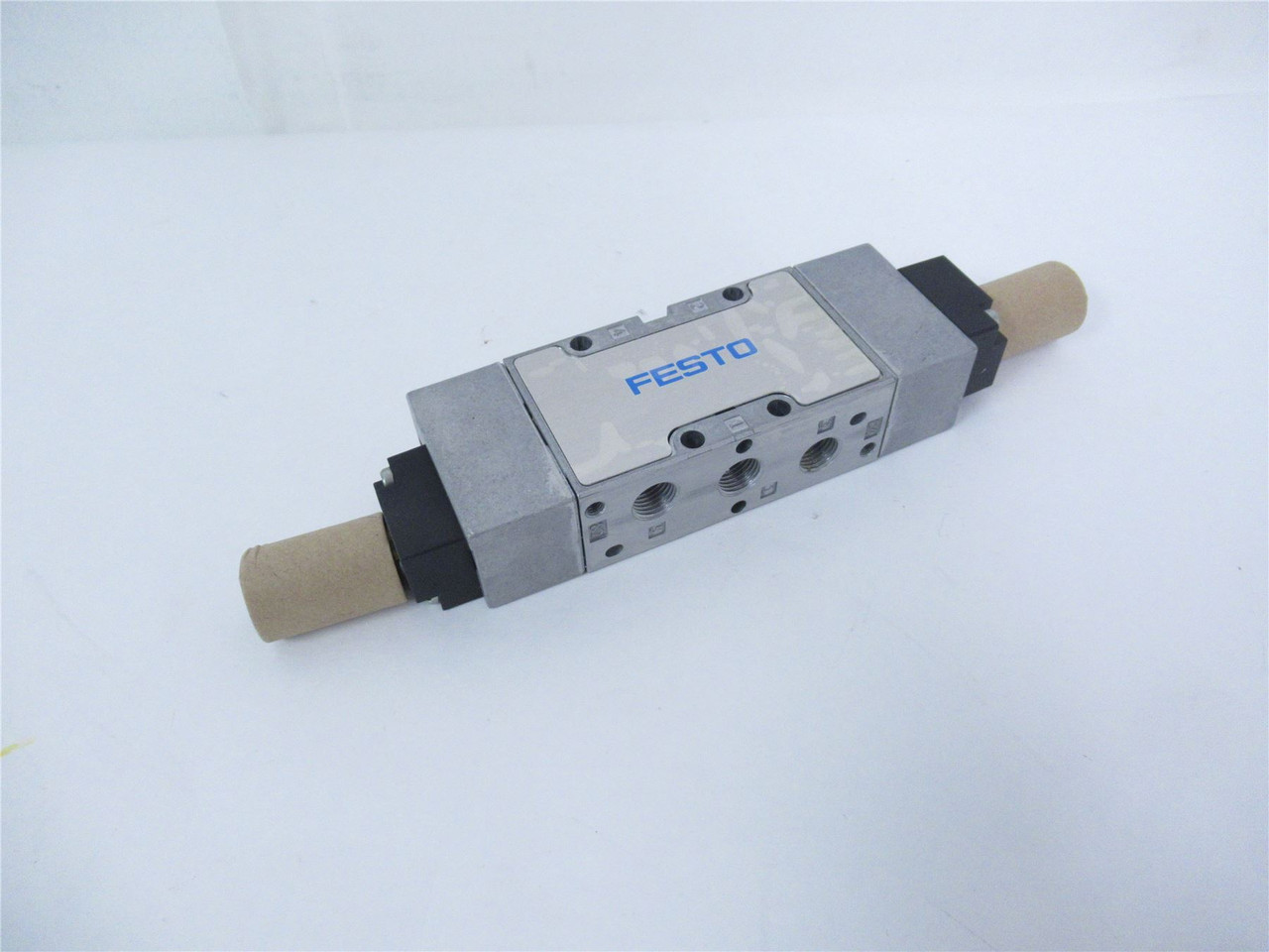 Festo JMFH-5-1/4-B; Solenoid Festo 19789 24 VDC 5/2 way