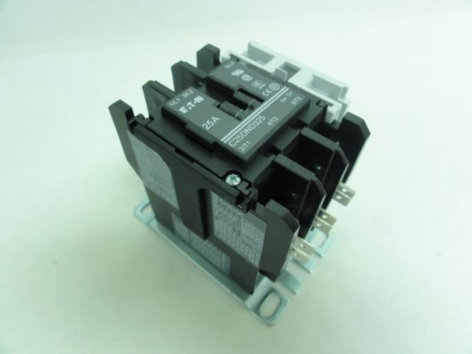 Eaton C25DND325BB-GL; Contactor 25A; 600V; 3P; Coil: 240VAC