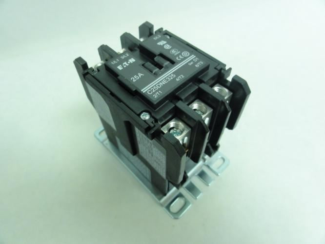 Eaton C25DNE325A-GL; Contactor 25A; 600V; 3P; Coil: 120VAC